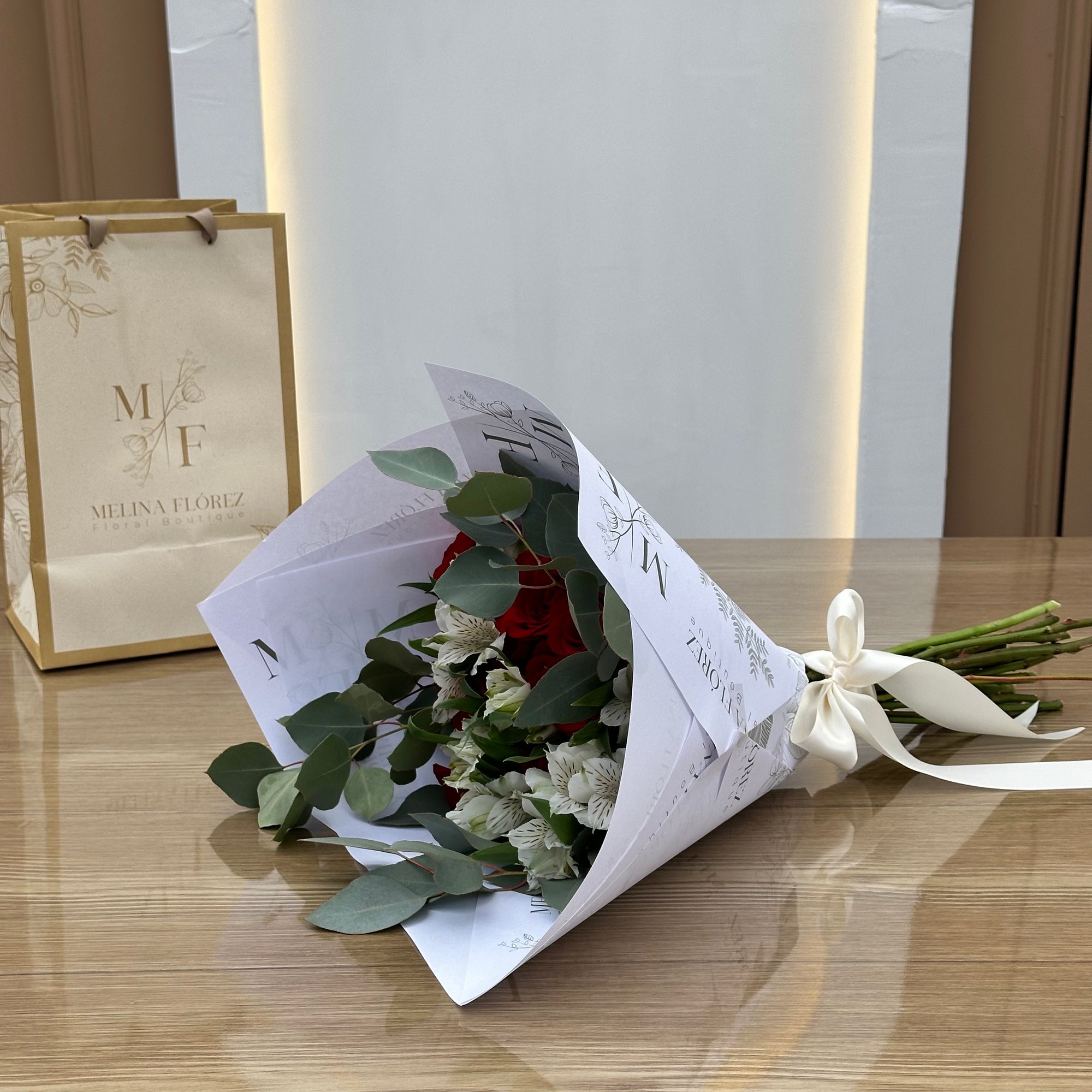 Bouquet Vogue Red Roses