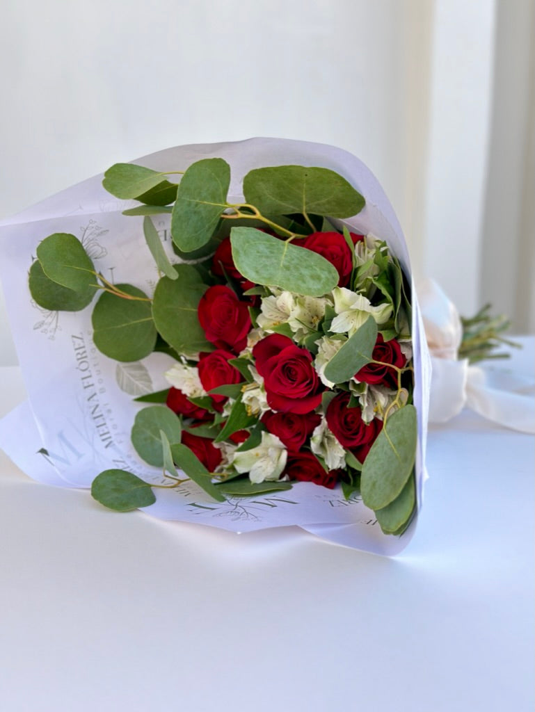 Bouquet Vogue Red Roses